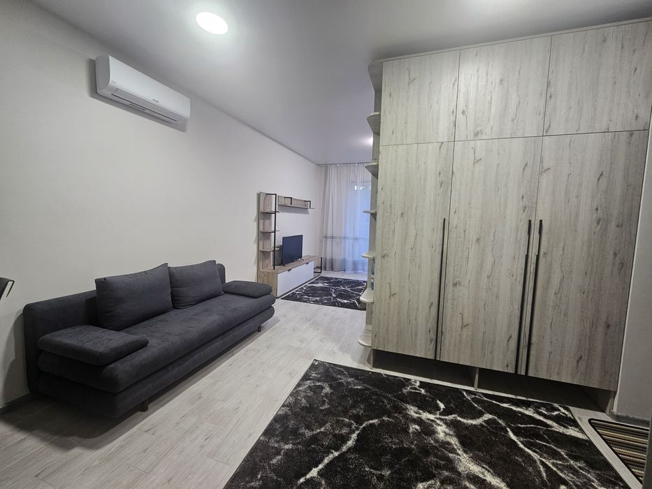 Вперше здається 1,5 кімнатна в будинку клубного типу поруч ТРЦ "Дастор