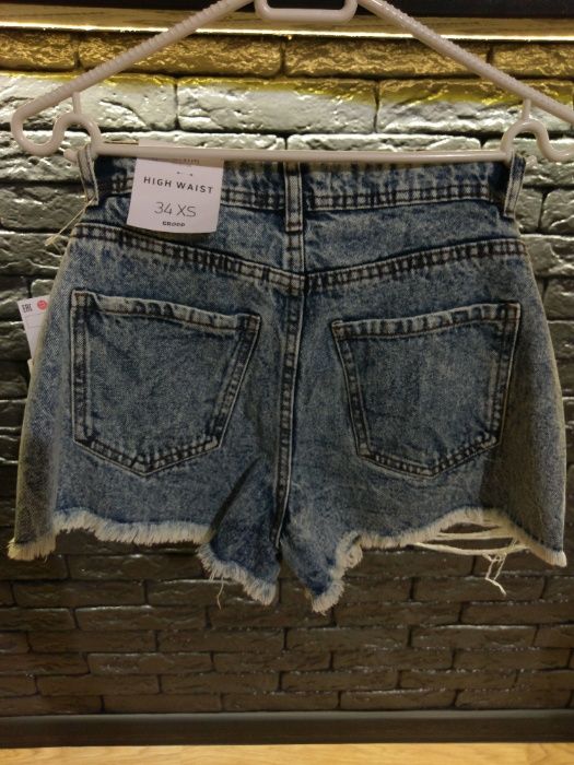 ‼️ Новые джинсовые шорты от Cropp с эффектом потертости