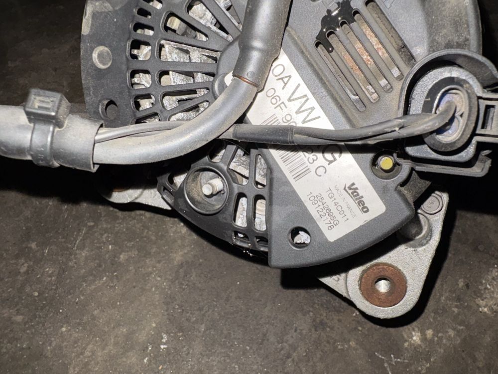 Alternador Golf 2.0 tdi