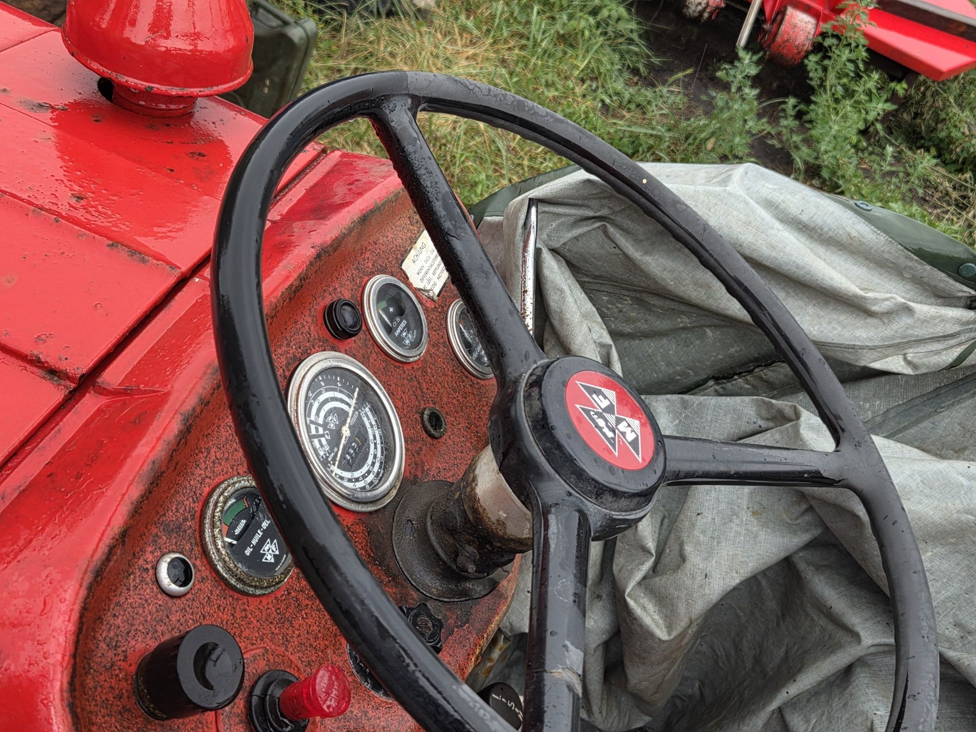 Massey-FERGUSON sprowadzony MF 133