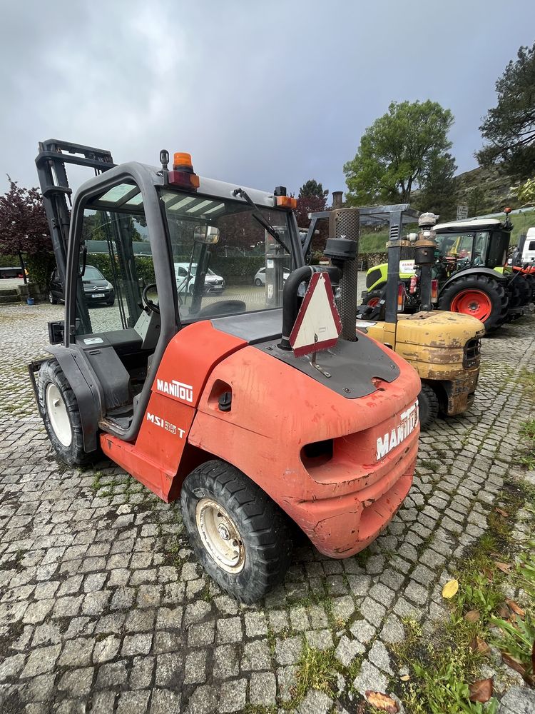 Empilhador Manitou MSI35T.
