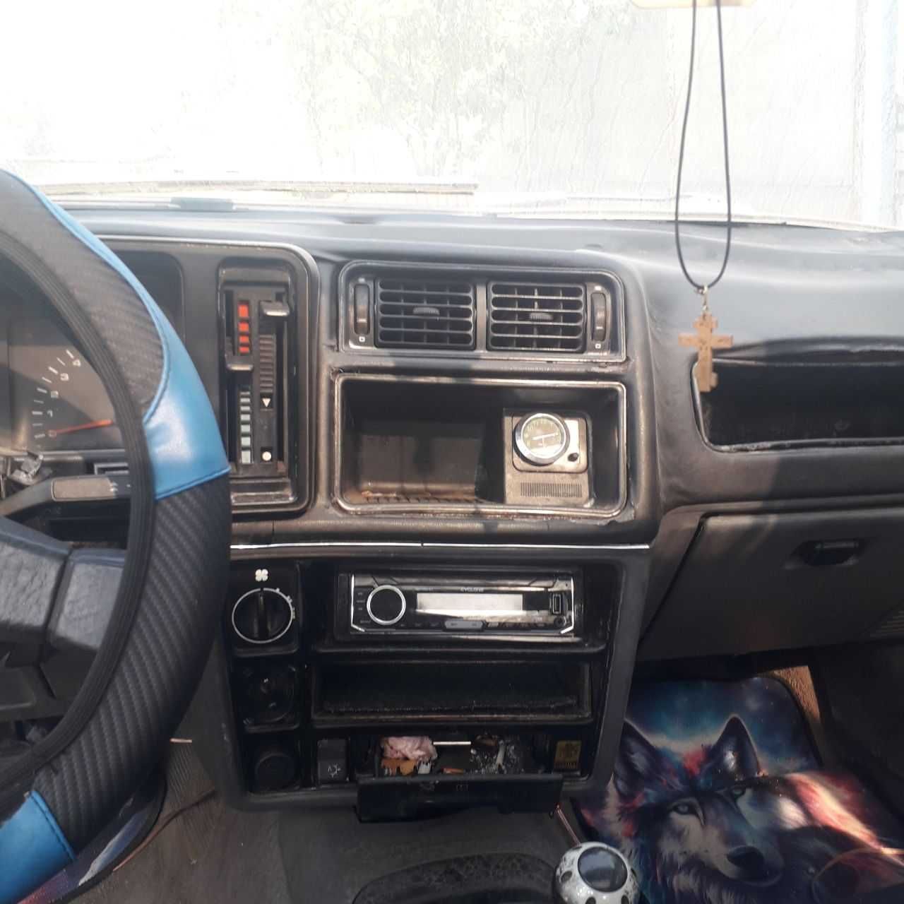 Салон та інше Ford Sierra (1986) 1.8