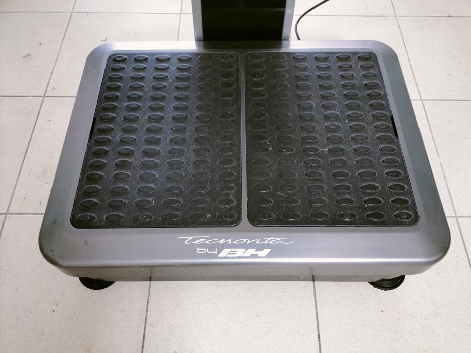 Plataforma Vibratória Tecnovita by BH