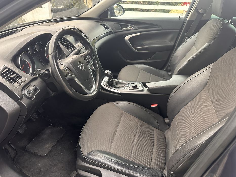 Opel insignia sports tourer 2.0 cdti 160cv Full extras