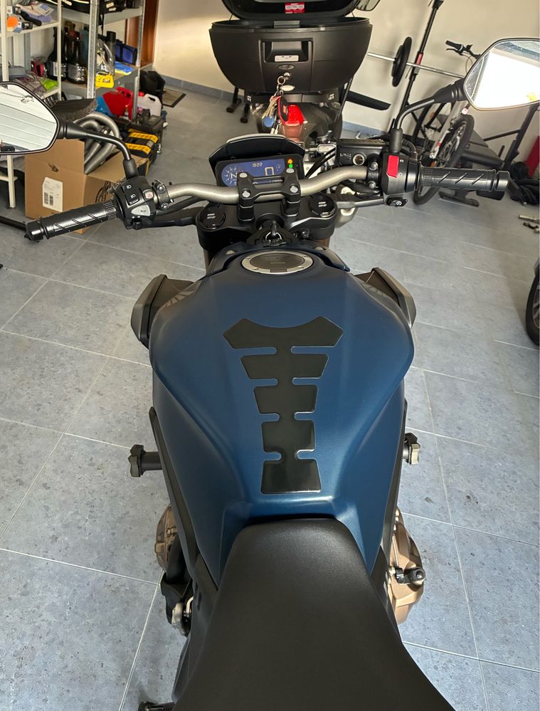 Honda CB650R 2023