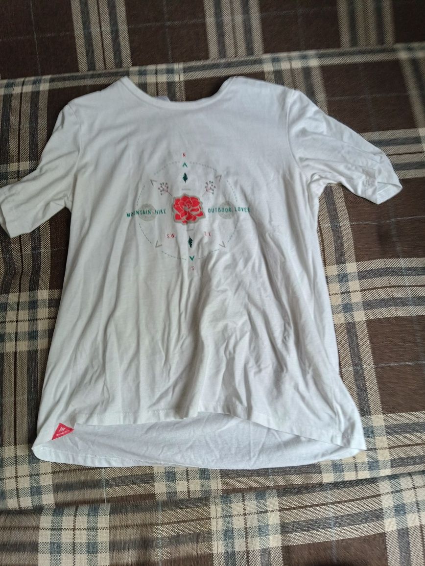 Bluzka sportowa z Decathlonu