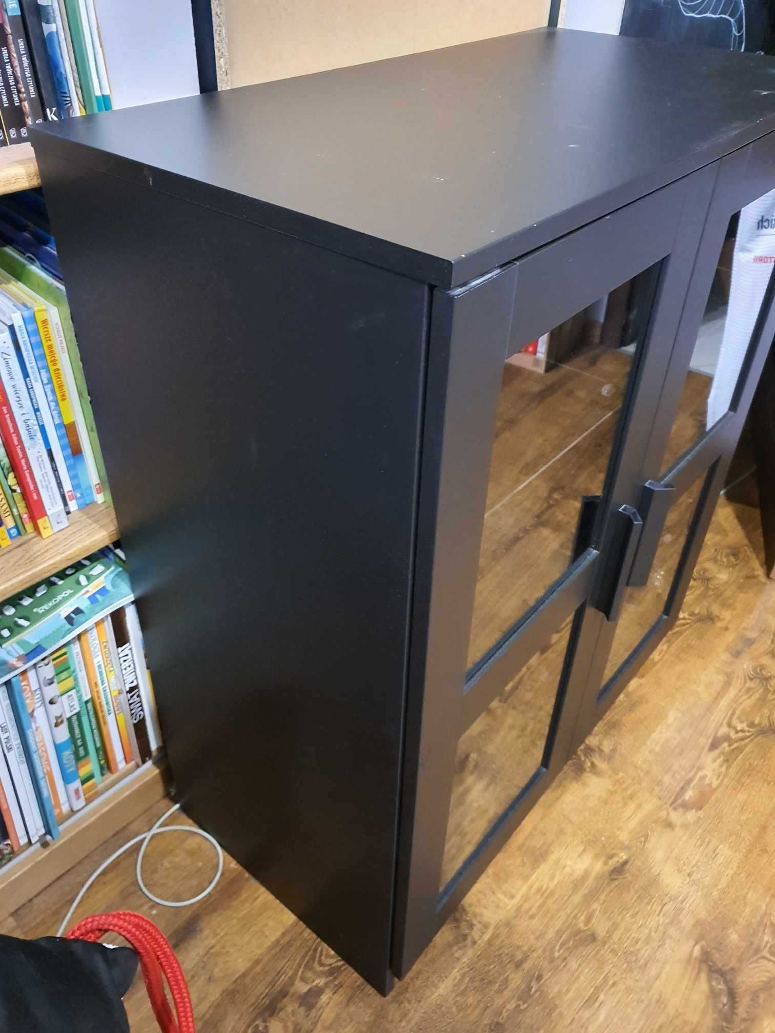 Czarna szafka komoda Ikea BRIMNES