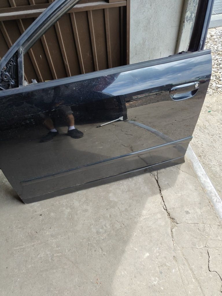 Lewe drzwi przód audi A4 b6 ly9b