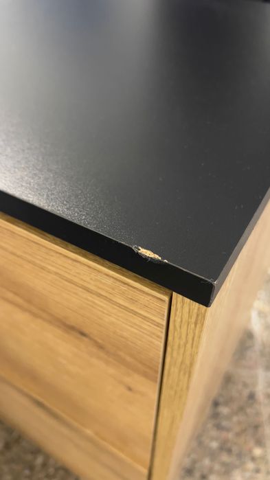 Mesa escritório preta e castanha