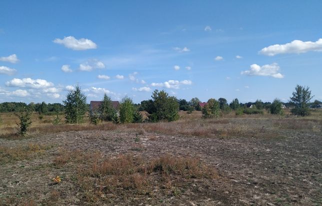 Продається земельна ділянка під забудову 50 км. від м. Києва.