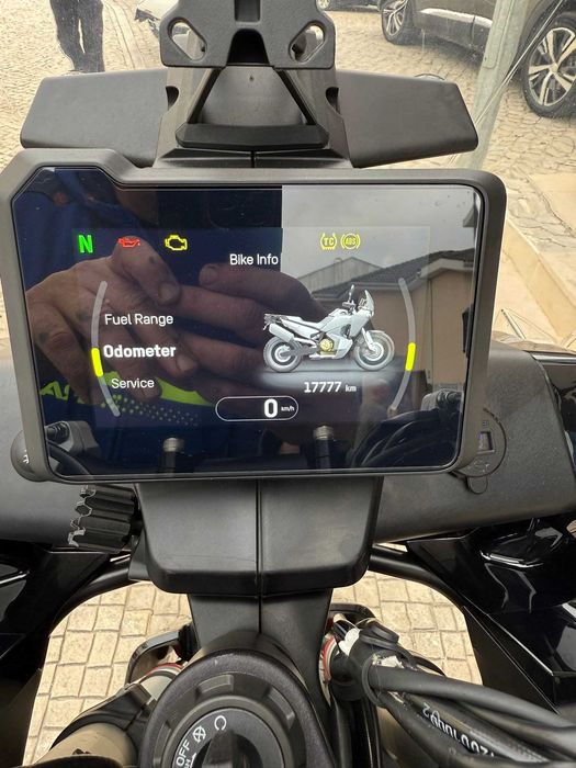 Husqvarna Norten 901 Expedition