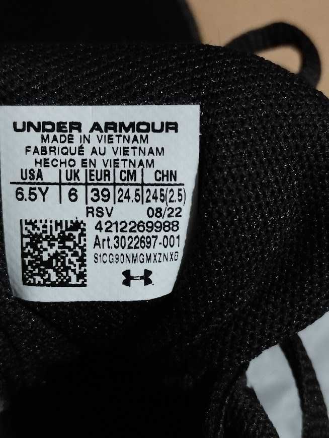 Under Armour GS Assert Junior кросівки підліткові р 38,5, 39 оригінал