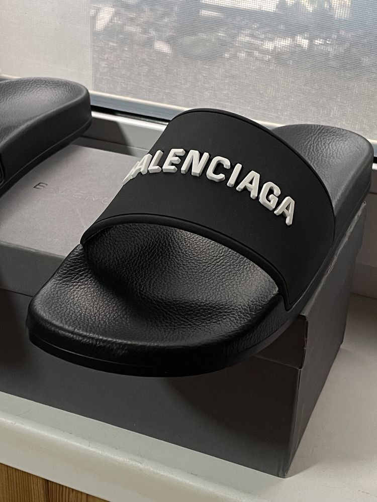 (45р) Тапочки Balenciaga черные