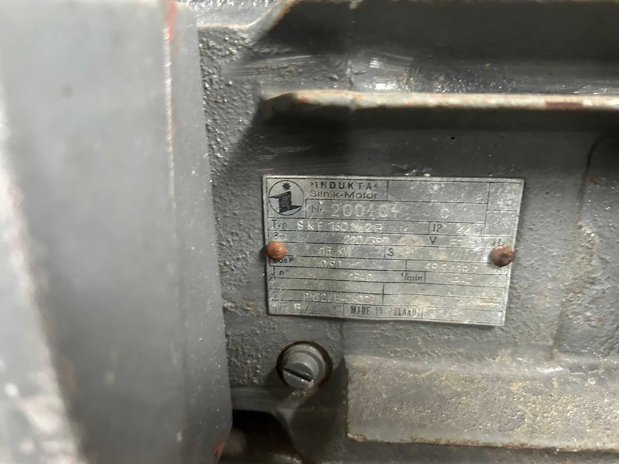 Silnik elektryczny 45 kW 1480 r/min, 3x 15 kW 2940 r/min