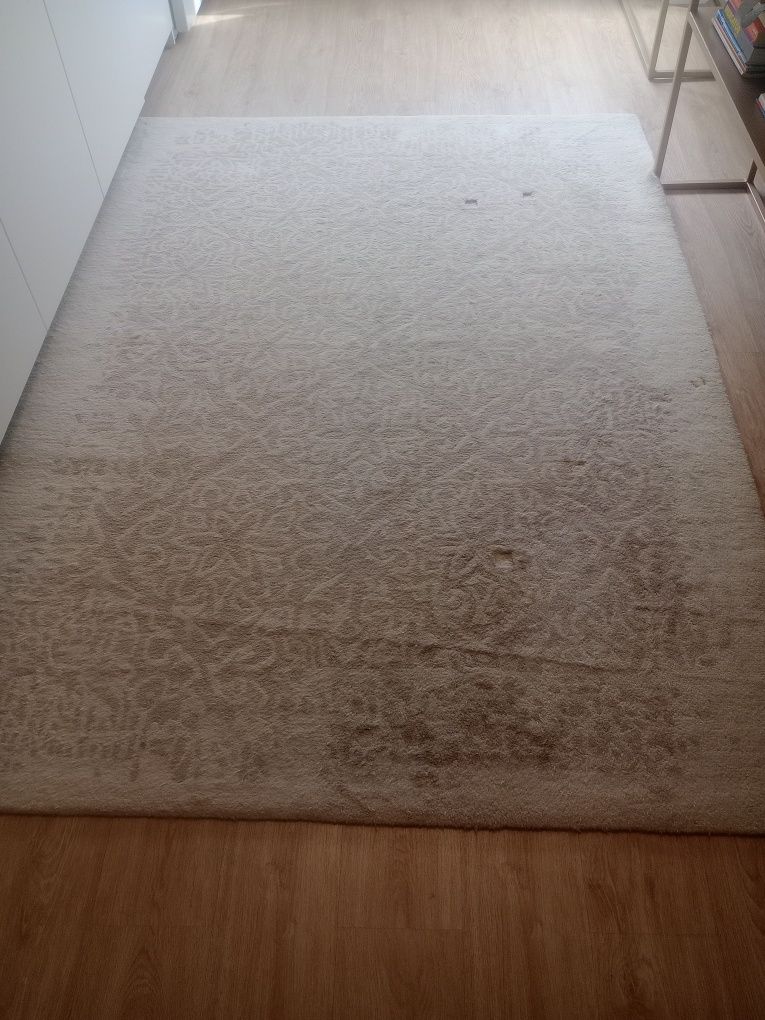 Tapete grande da "Área" (170 x 240 cm)