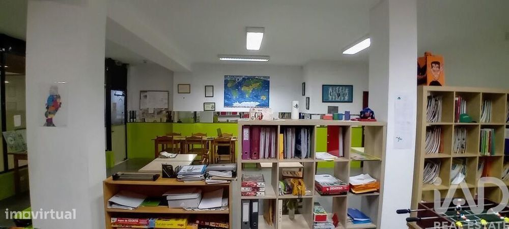 Loja / Estabelecimento Comercial em Espinho de 101,00 m2
