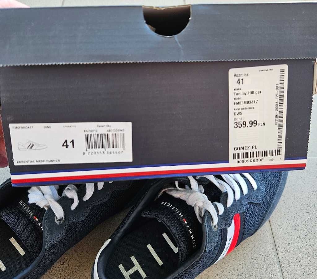 Tommy Hilfiger r.41
