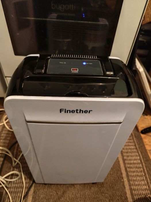 Осушувач повітря, вологопоглинач 12л.