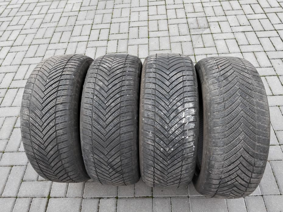 Opony wielosezonowe Imperial 225/55 R17. 4 sztuki