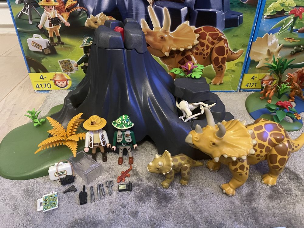 Playmobil triceratops dinozaur dinozaury wulkan zestaw  4170