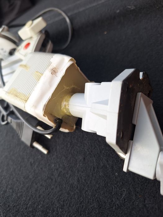 Лампа настольная на струбцине