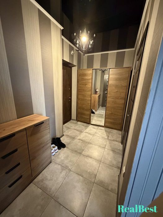 Продаж / Квартира / вул. Захисників Маріуполя, Чайка, Рівне