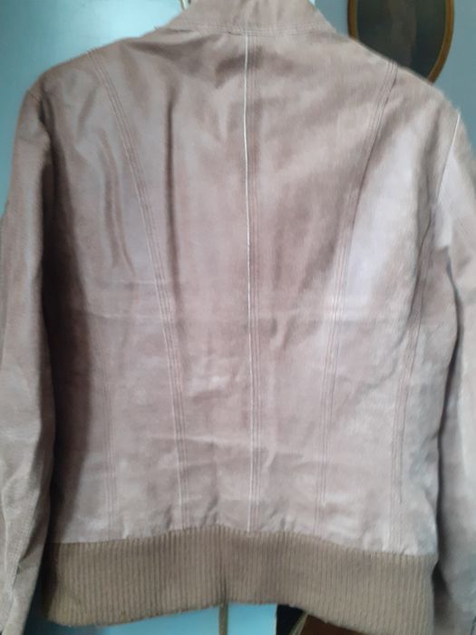 Blusão castanho em pele de porco