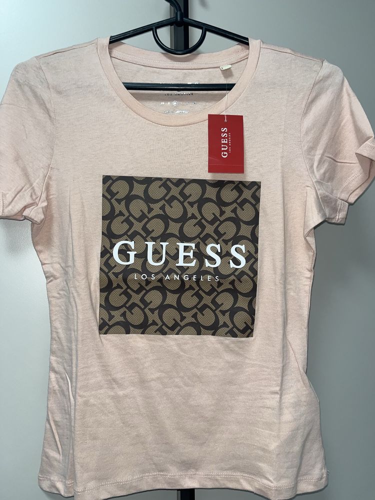 Футболка Guess -нова !