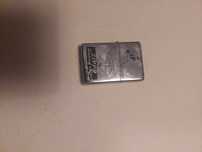 Vendos 4 isqueiros Zippo e um Colibri