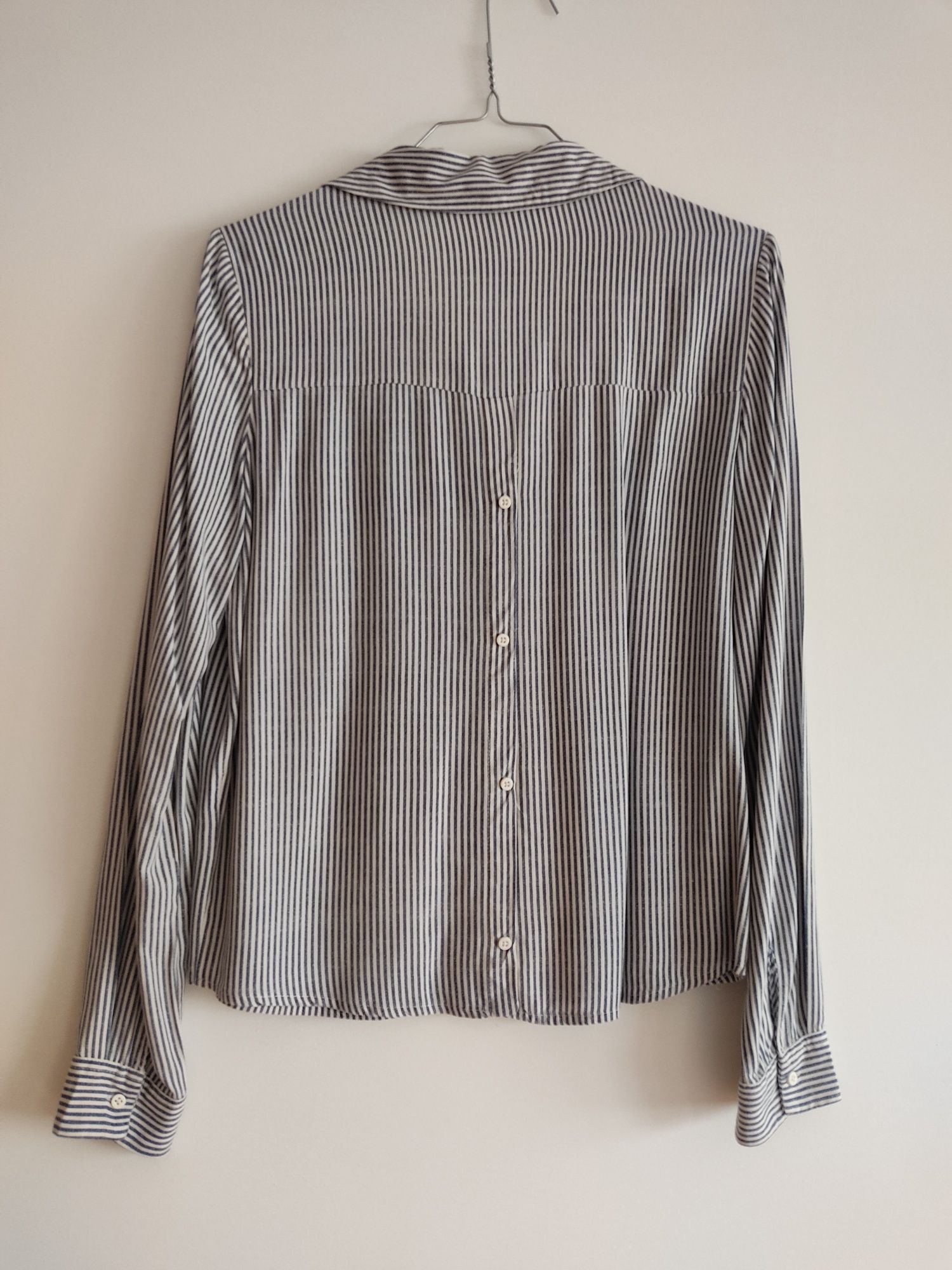 Camisa às riscas Bershka (Tamanho XS)