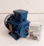 Motor Novo trifásico 1.5 cavalos  1500 rpm Weg