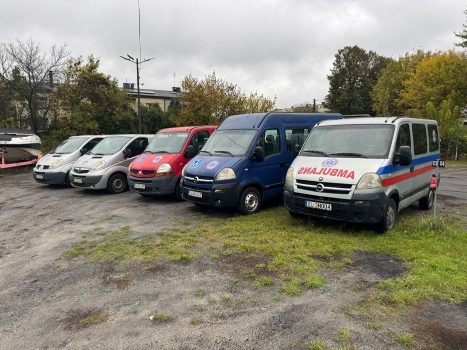 Trafic 9-cio osobowy 2.5 DCI Lift