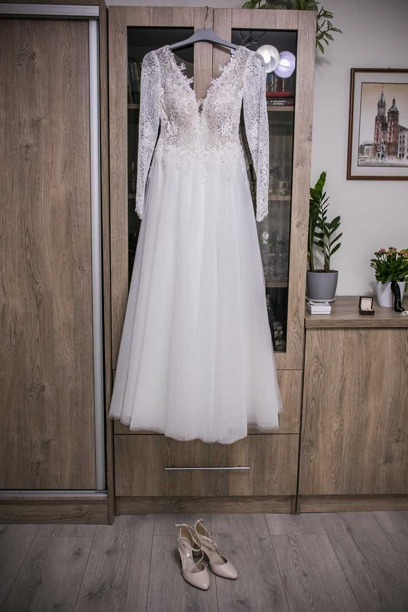 suknia ślubna INDIRA koronkowa z długim rękawem roz. 36