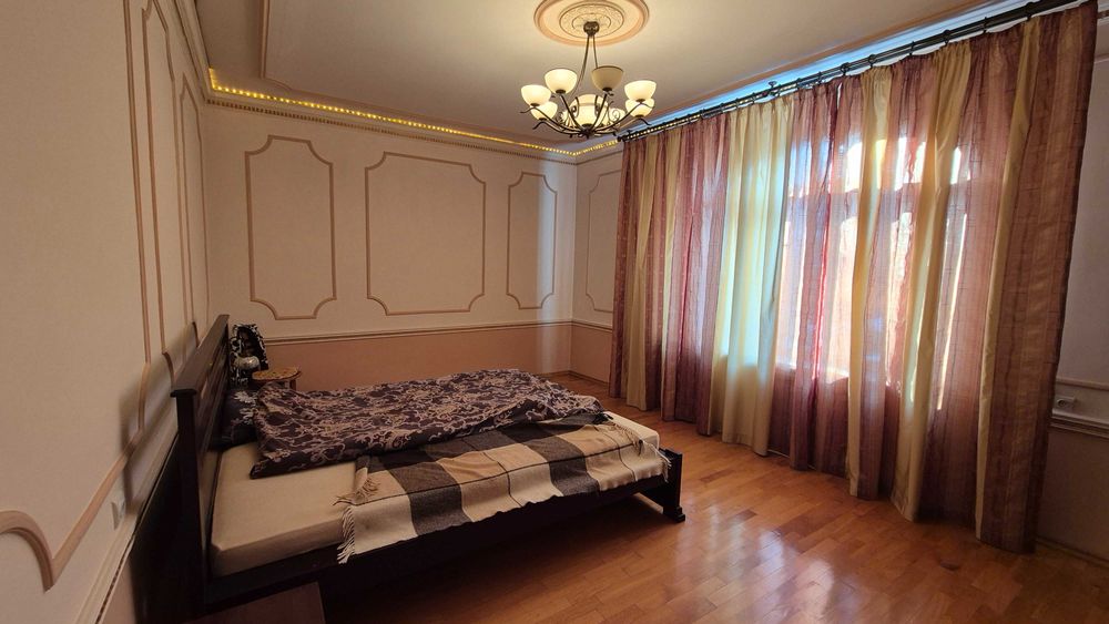 Продаж будинок вул. Пасічна