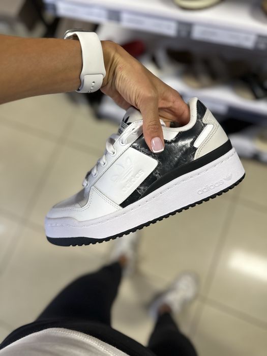 Оригінальні кросівки Adidas Forum Bold GY6988