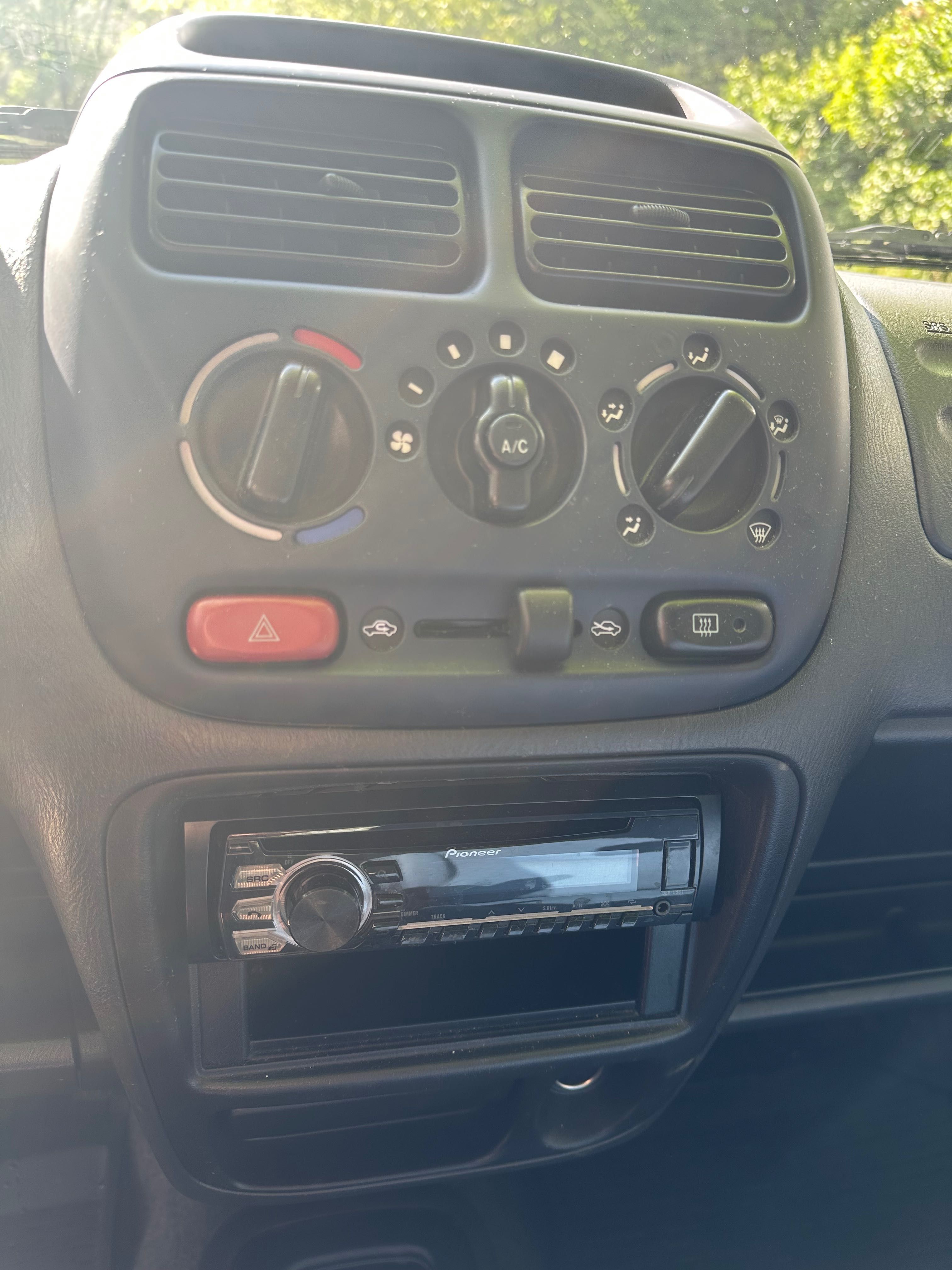 Suzuki Ignis 1.3 2003 -2900 CENA DO NEGOCJACJI