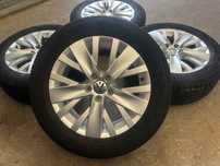 KOŁA FELGI ALU OPONY VOLKSWAGEN TIGUAN 17 5X112 VREDESTEIN 235/55/17