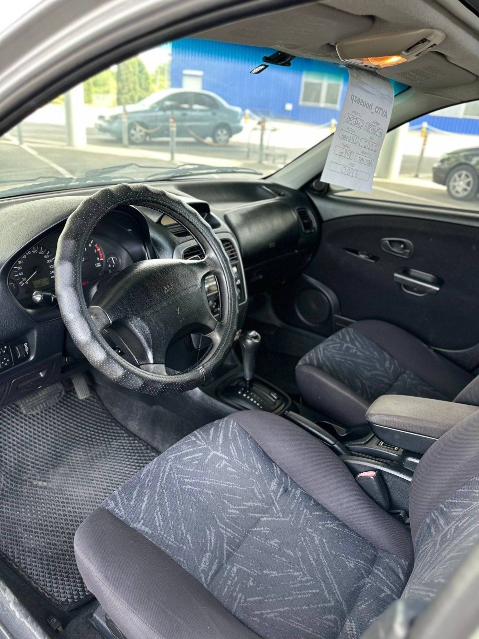 Продам Mitsubishi Carisma автомат