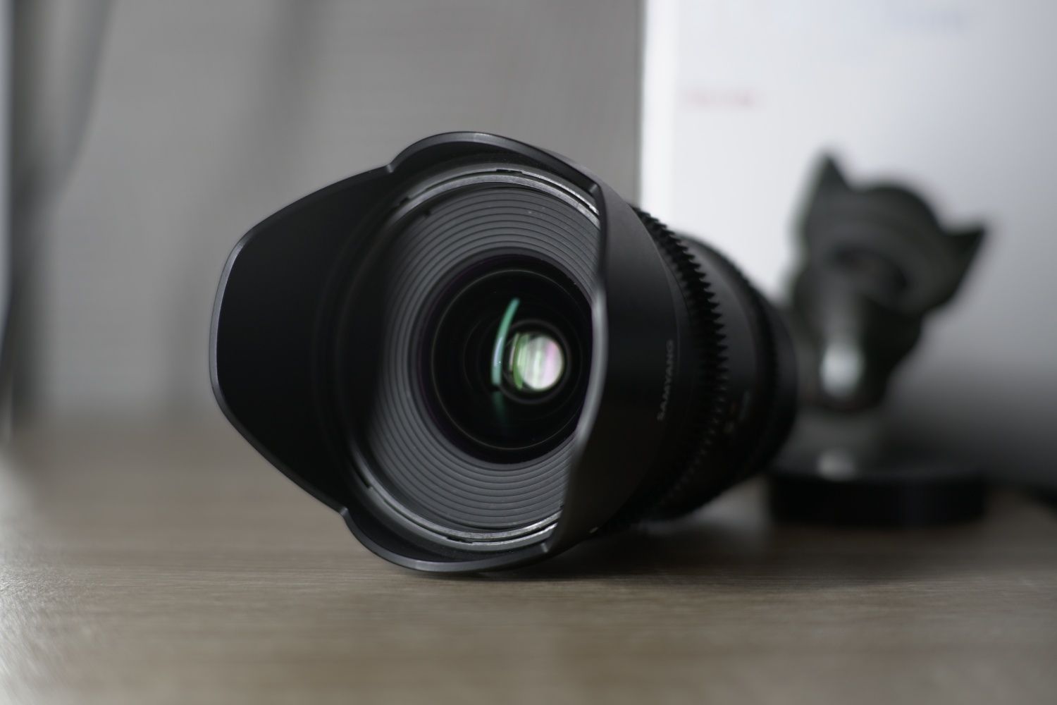 Obiektyw samyang 20mm T1.9 sony E szeroki kąt