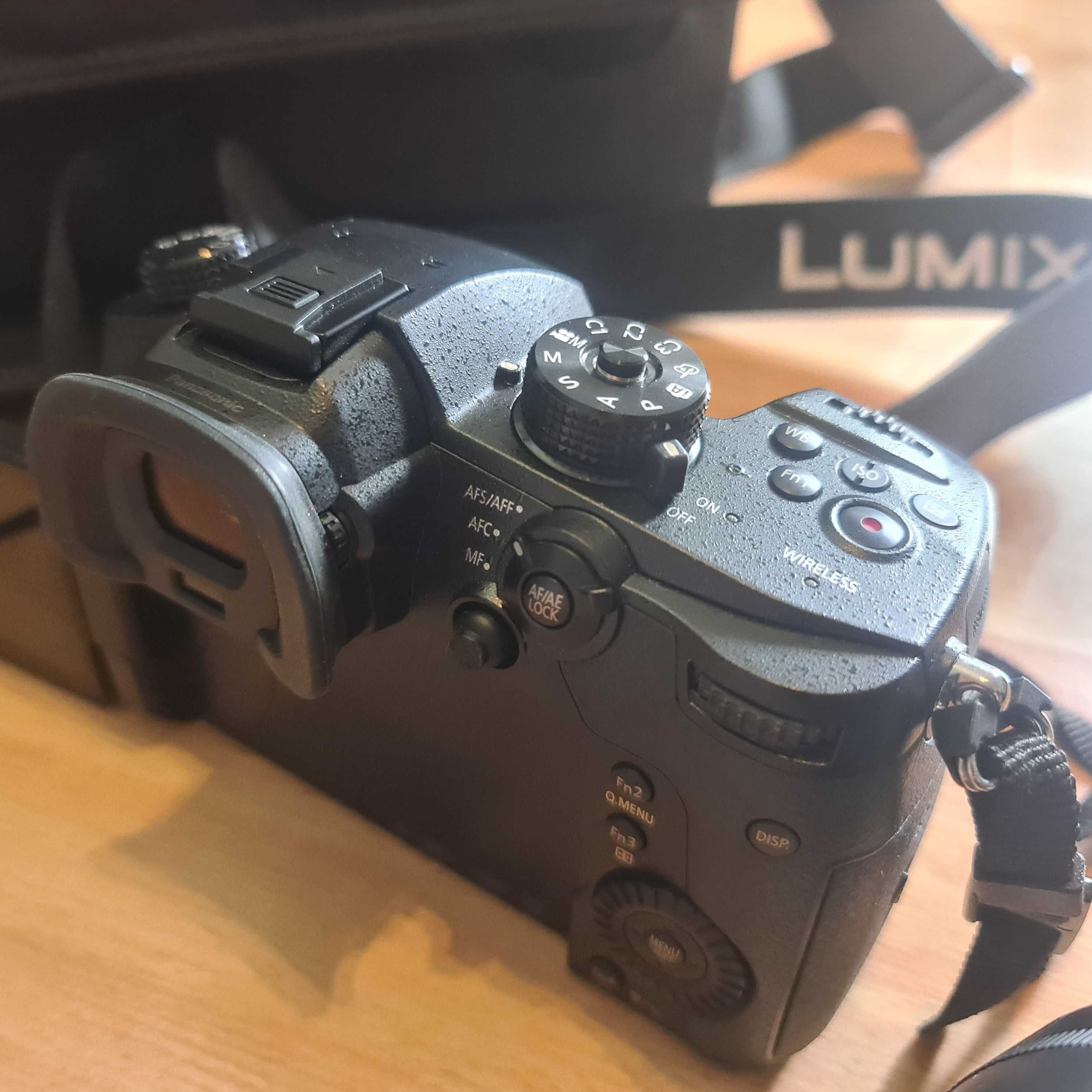 Zestaw Lumix DC-GH5 + Sigma 30mm f/1.4 DC DN Contemporary (Micro 4/3)