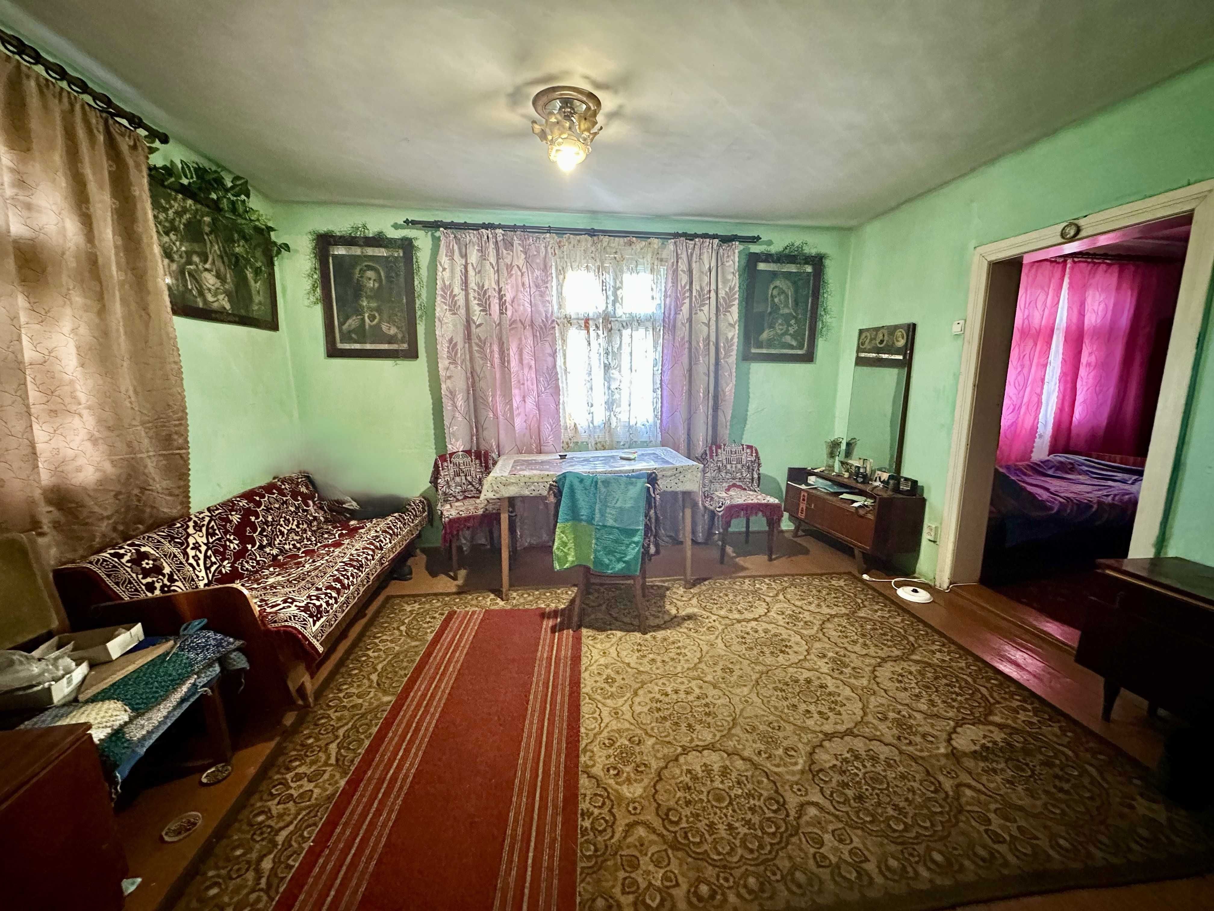 Продається житловий будинок у с.Грушів