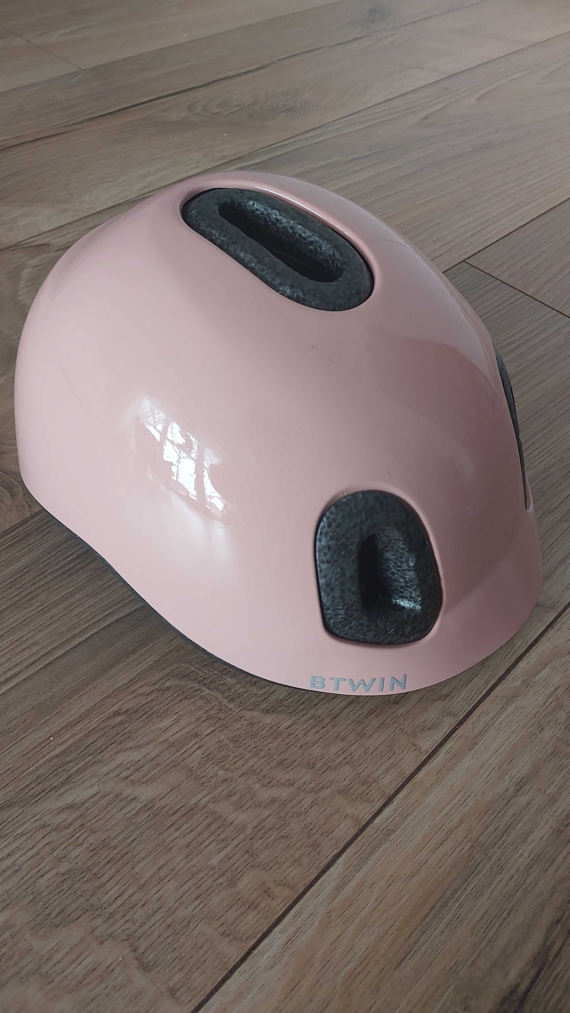 KASK rowerowy DECATHLON BTWIN, kolor różowy