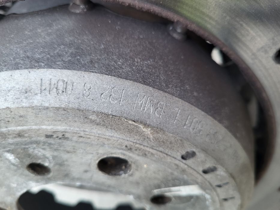 Zaciski Przód Tarcze bmw m3 e92 e93 e90 v8 4.0 420km