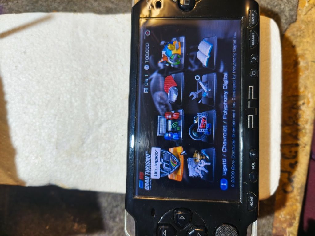 PSP 2004 com jogo