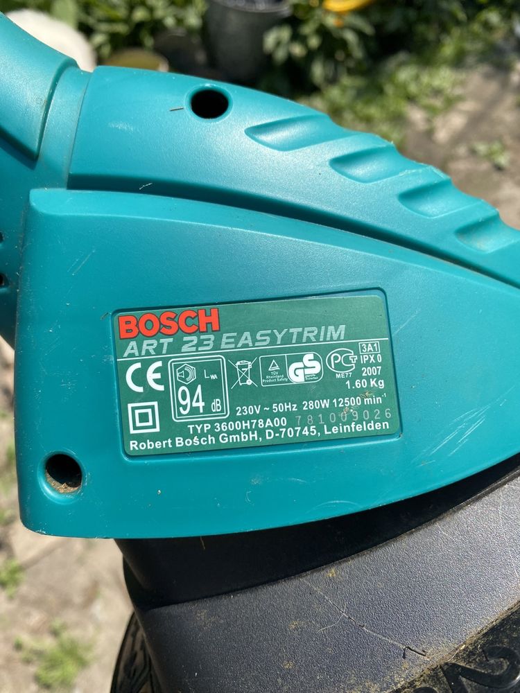 Электрический триммер Bosch Art 23 Easystrim газонокосилка