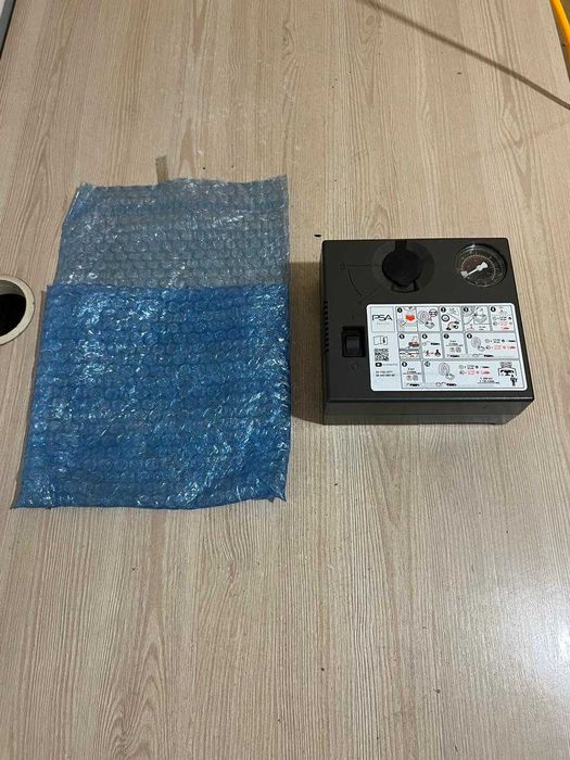 Компрессор підкачки шин аптечки аварійні знаки VAG