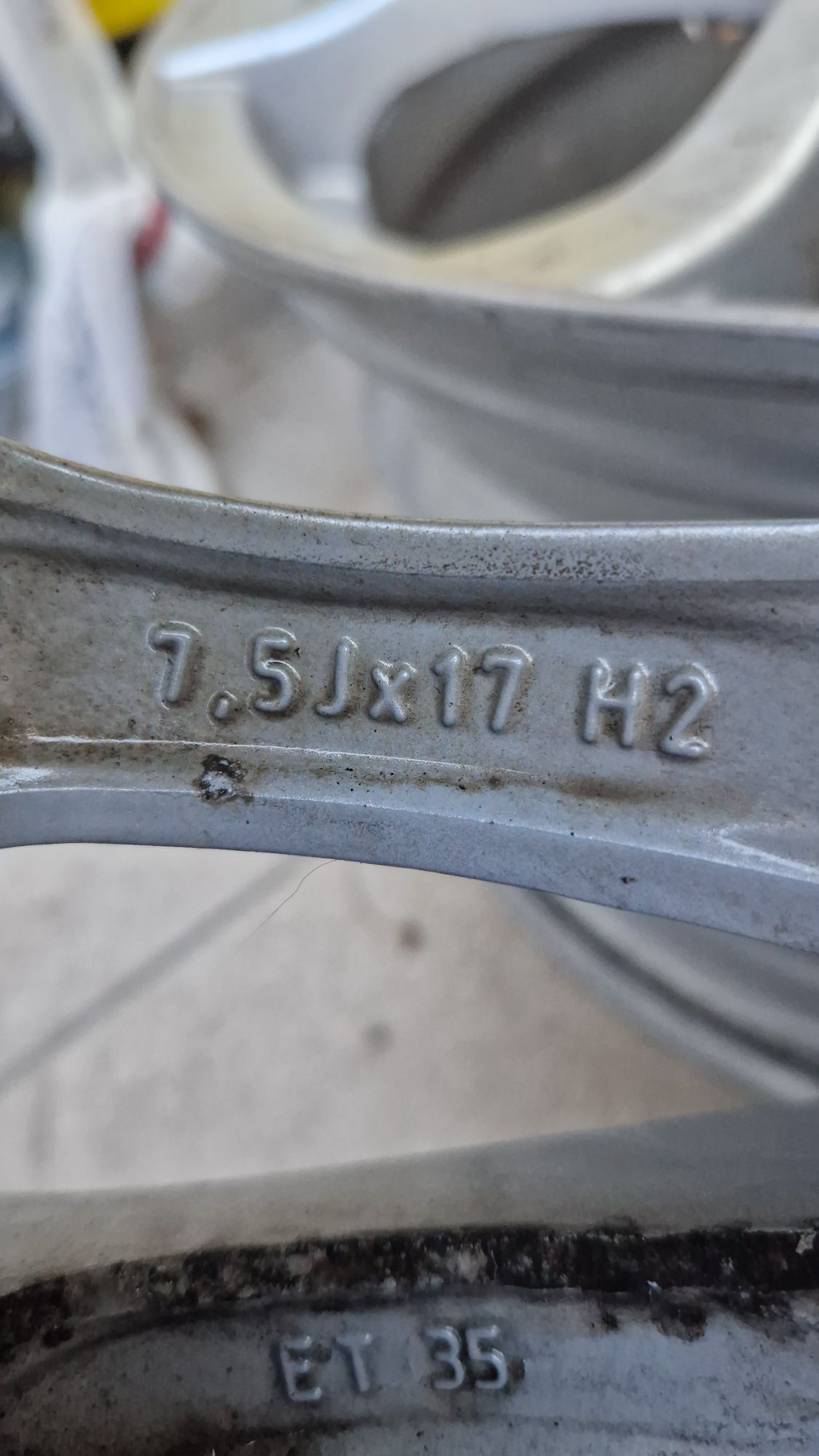 Alufelgi Anzio 17" 7,5Jx17 H2 ET35 mało jeżdżone