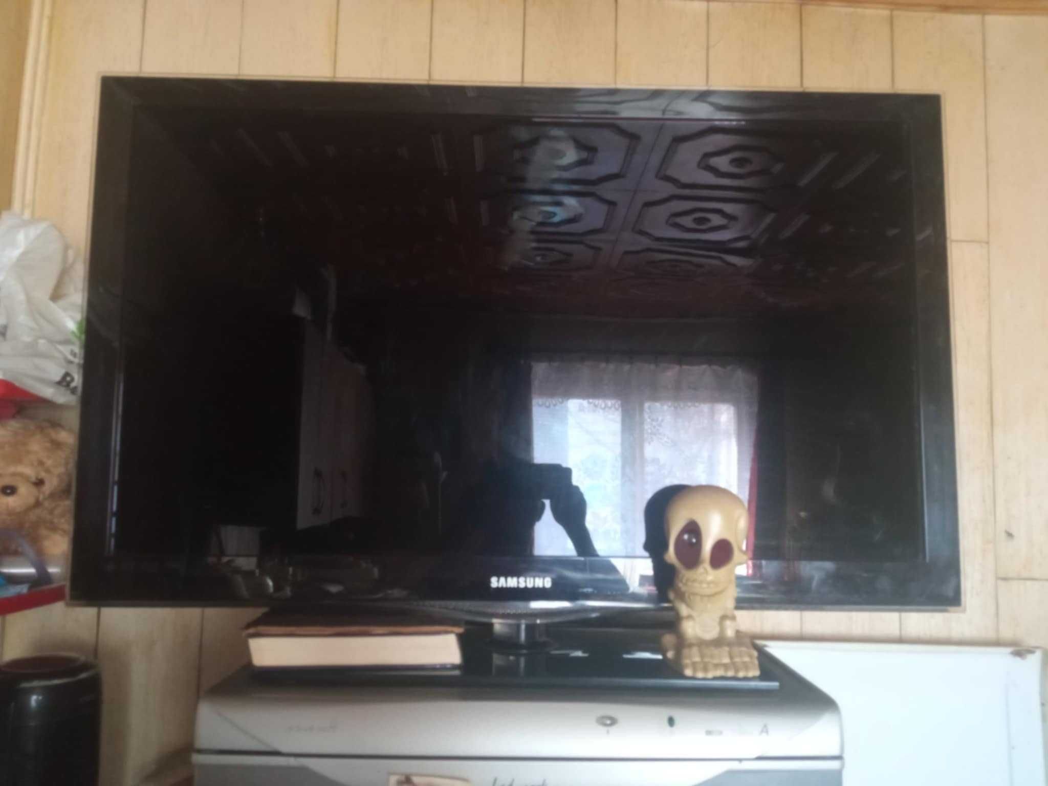 2xSamsung 37+Dekoder dvb-t2 i 40 z dekoderem dvb-t2 z pilotem