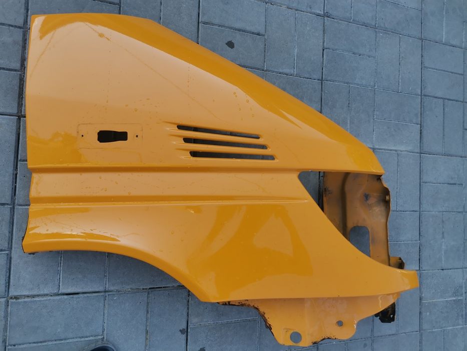 Крило на Mercedes спринтер 313 від  2000-2006год. Оригінал б/у.