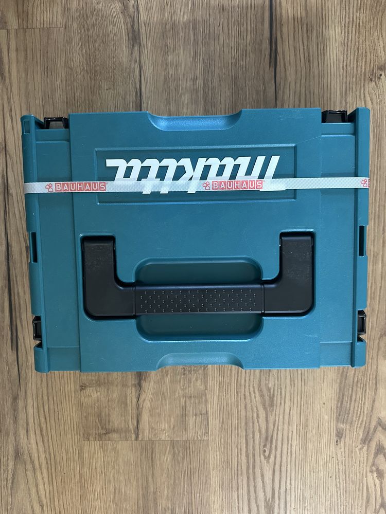 NOWA Makita Wyrzynarka 4351FCTJ plus makpac